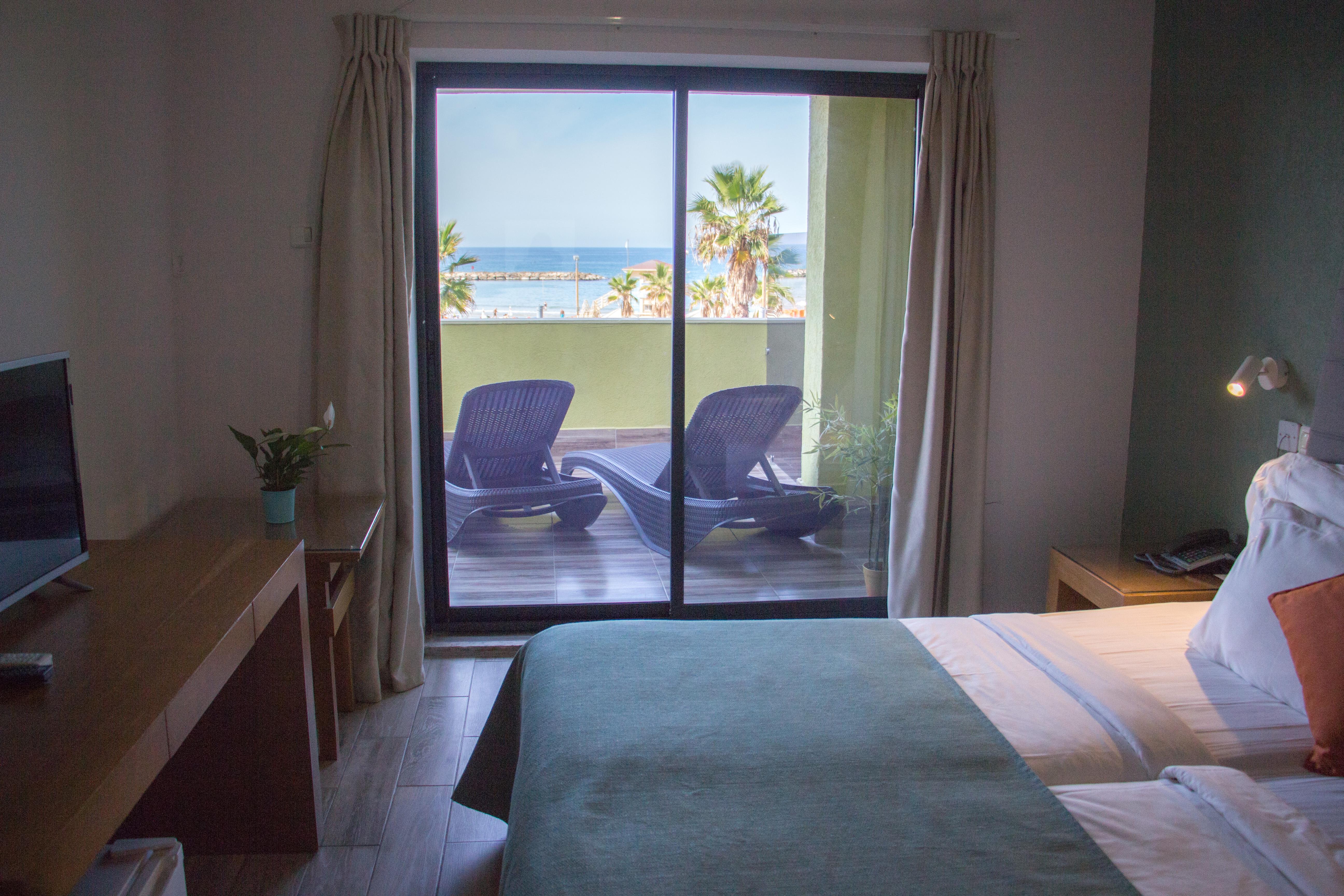 Golden Beach Hotel Тел Авив Екстериор снимка
