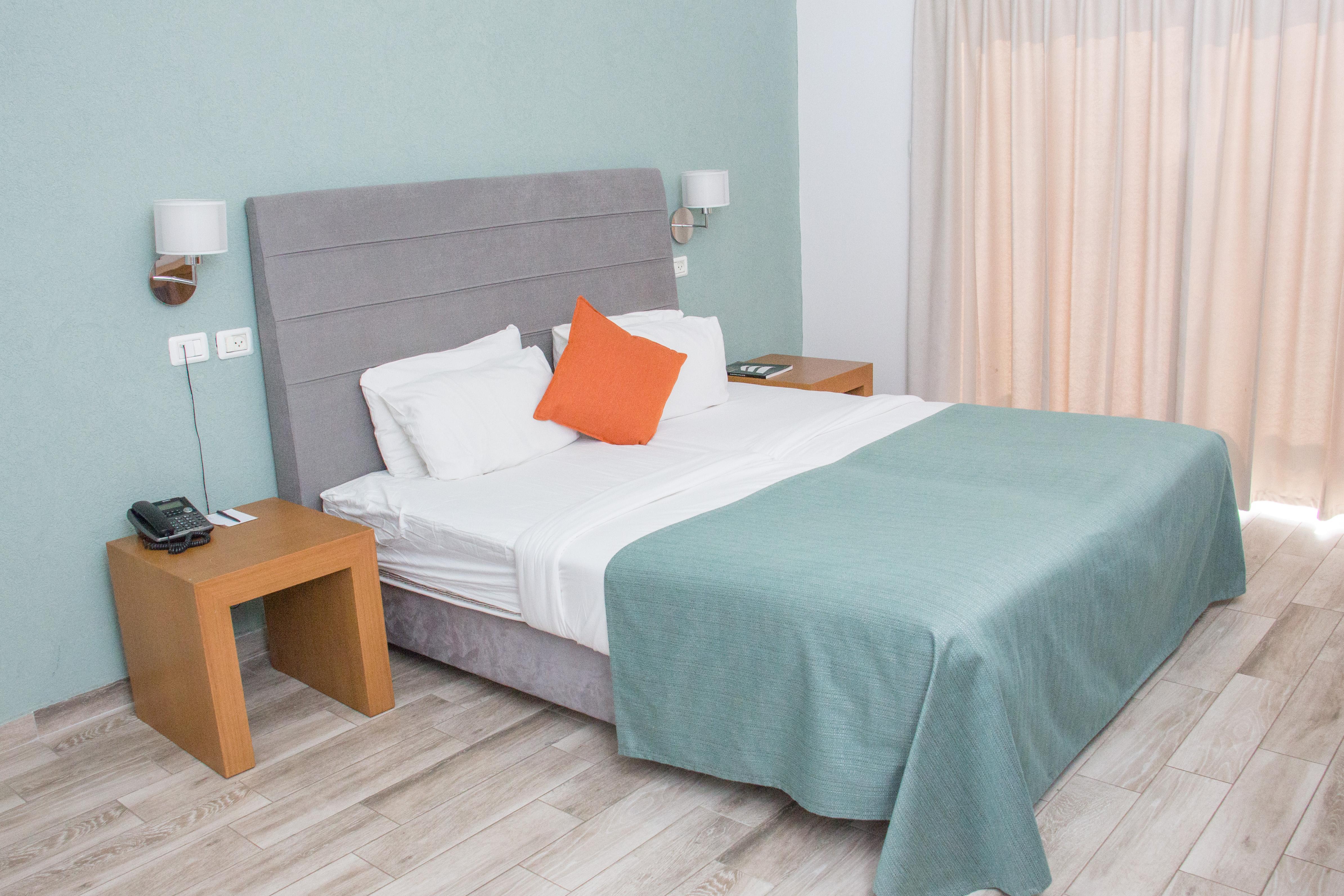 Golden Beach Hotel Тел Авив Екстериор снимка