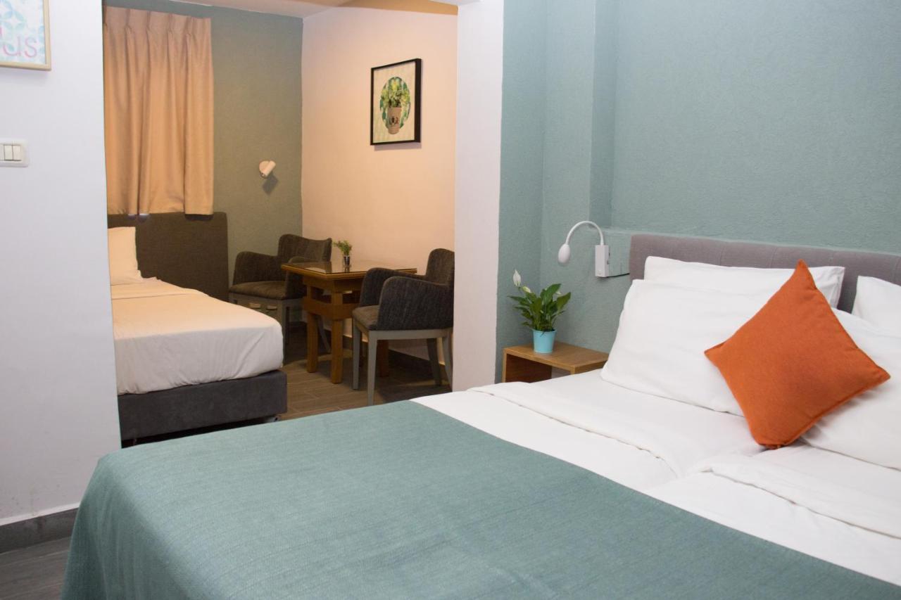 Golden Beach Hotel Тел Авив Екстериор снимка