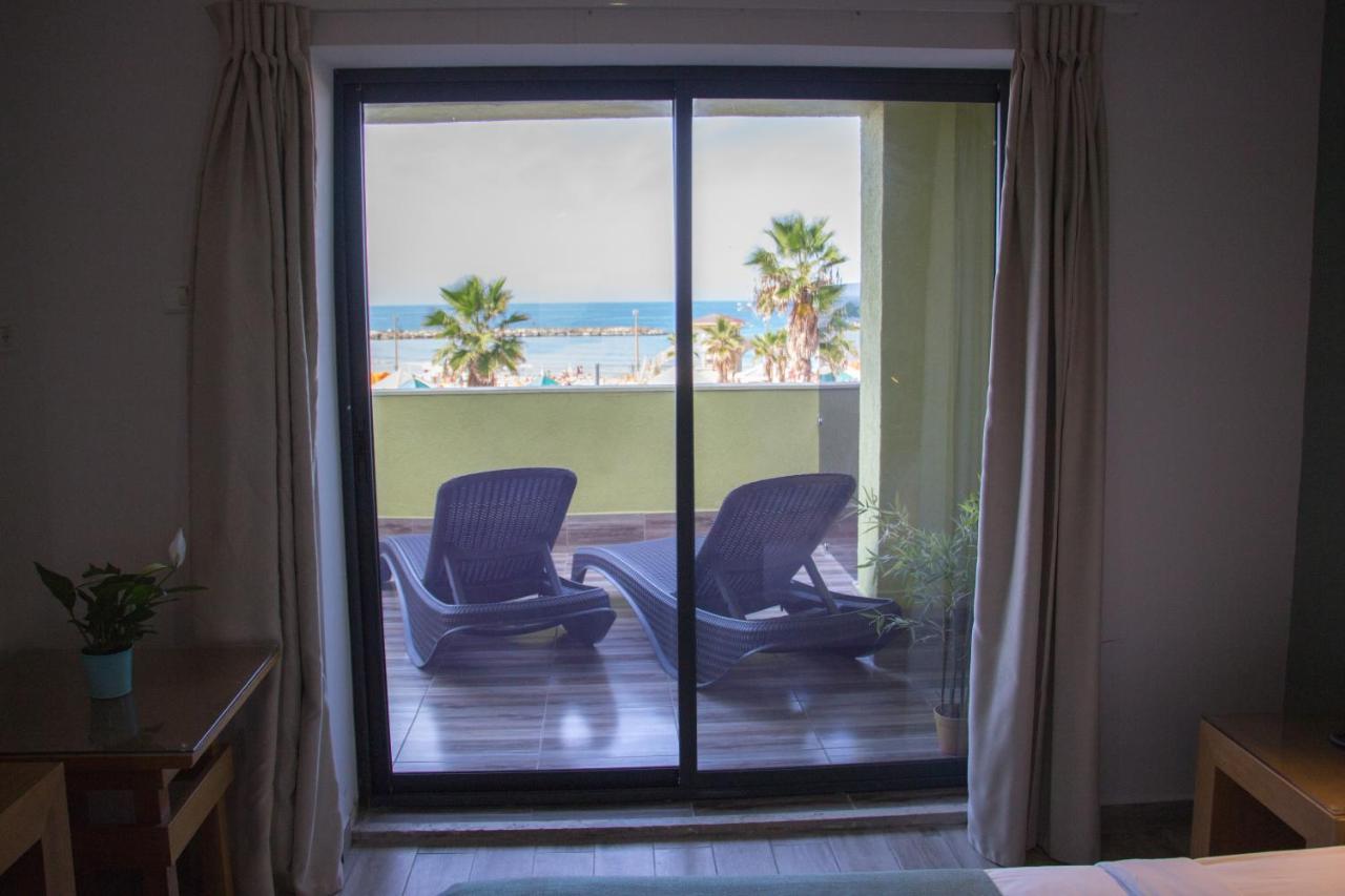 Golden Beach Hotel Тел Авив Екстериор снимка